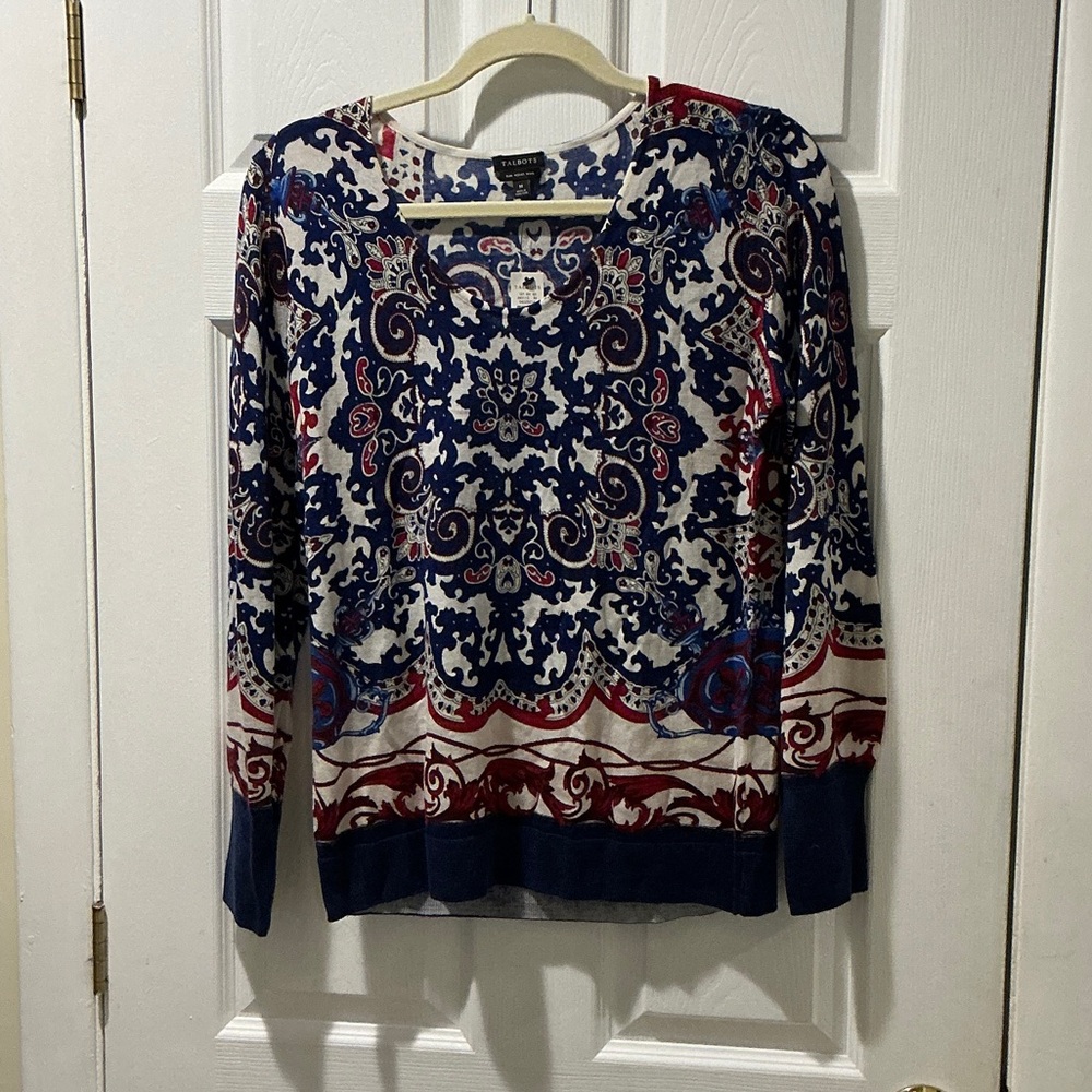 Talbots NEW Elegant Blue and Red Paisley Top Size Medium - Picture 4 of 10
